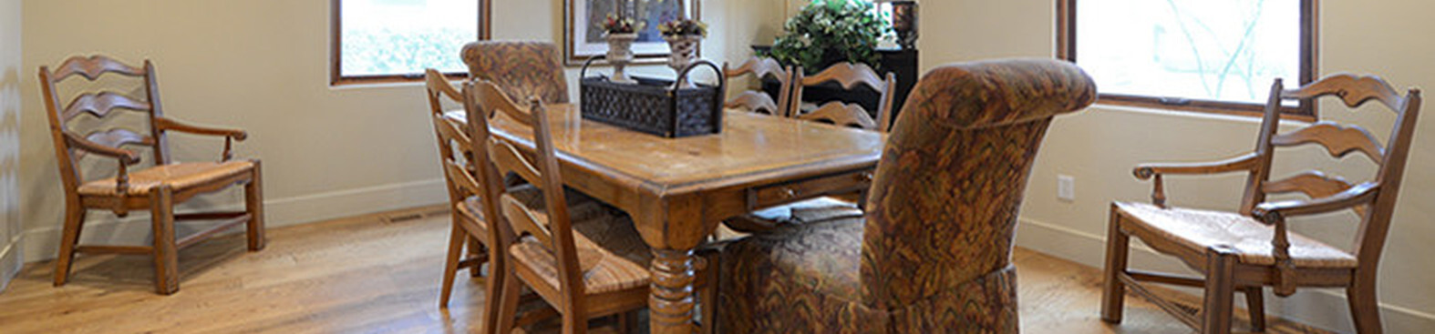 Willow glen white oak hardwood floor dining room