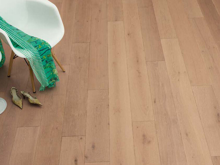 Bravada Hardwood/Dundee